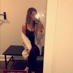 Meet your Posher, Courtney